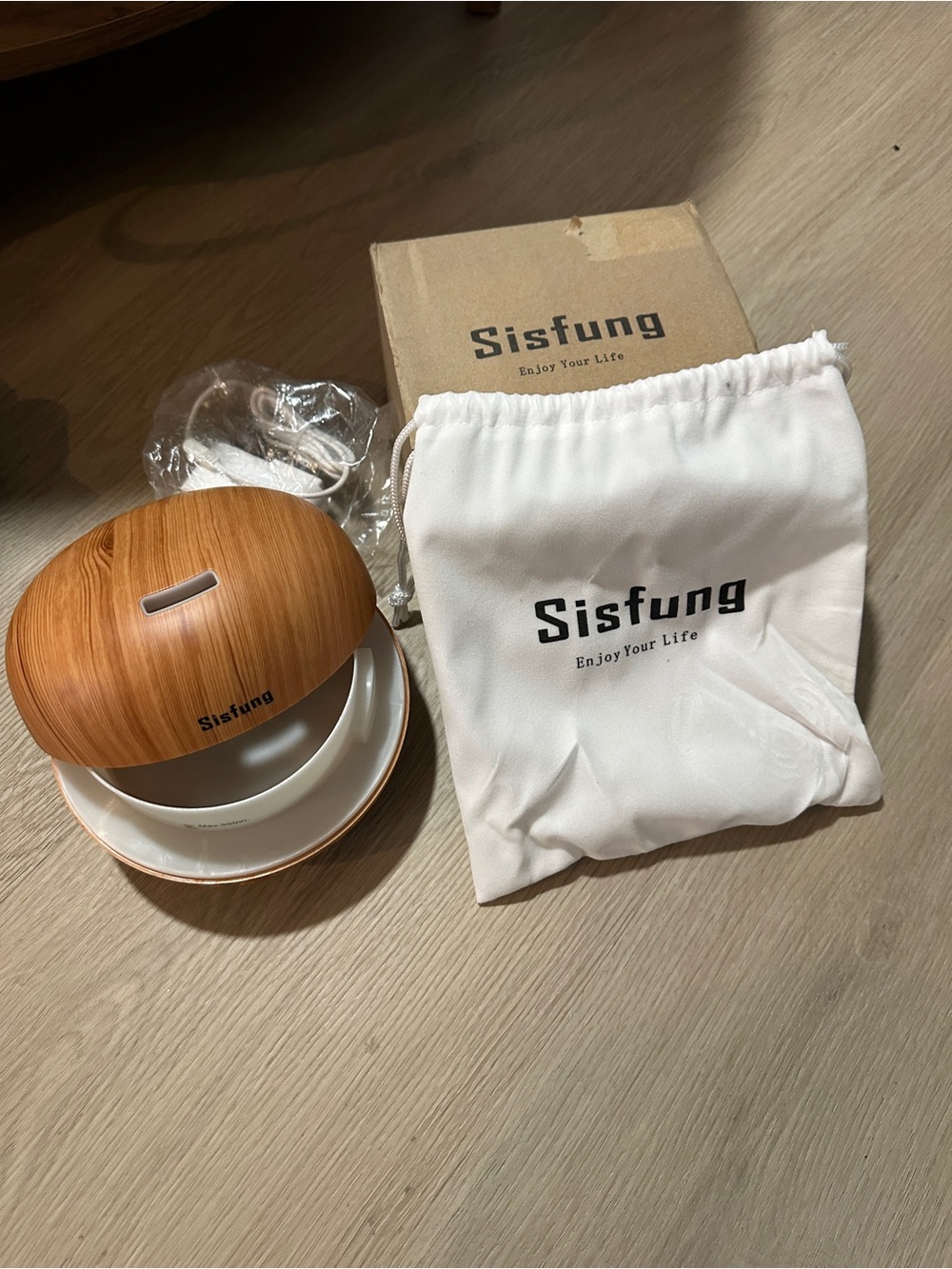 Wood-Grain Aroma Diffuser in Light Brown